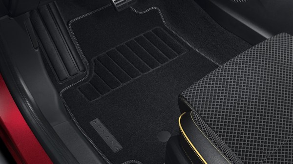 cloth and rubber floor mats - accessories - Renault Arkana E-Tech full hybrid