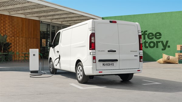finding charging points - Renault Trafic Van E-Tech 100% electric
