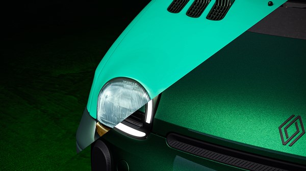 Renault Twingo E-Tech electric - cheerful look