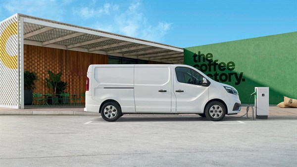 Renault Trafic Van - driving range