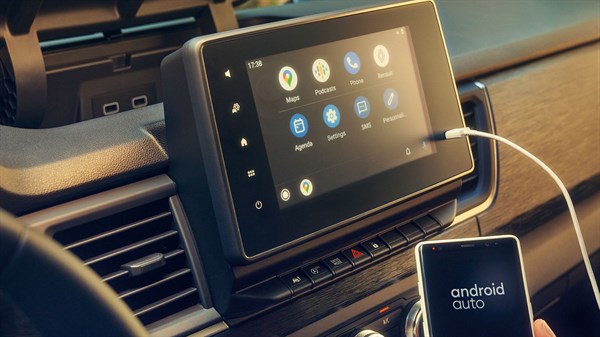 8” multimedia screen with smartphone mirroring - Renault Trafic Van