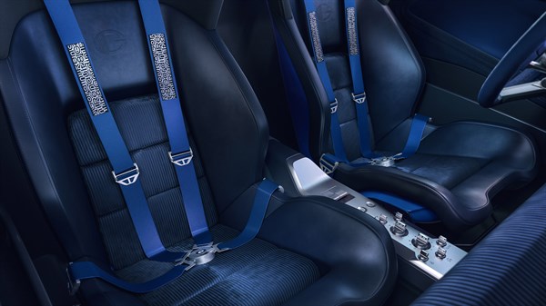 Renault 8 Gordini Concept - bucket seats