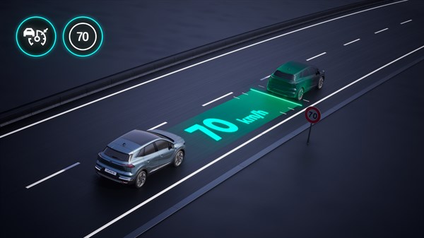 Renault Symbioz full hybrid E-Tech  - intelligent adaptive cruise control