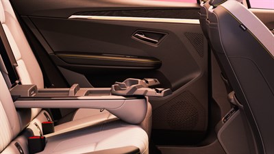connectivity in the rear - Renault Scenic E-Tech electric